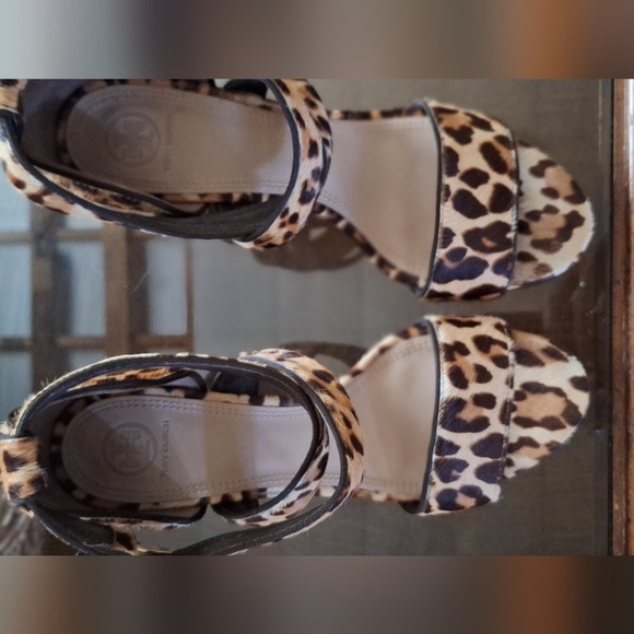 Tory Burch Pony Hair Leopard Strappy Sandals Sz 10M 3in heel Summer Animal Prnt - Picture 5 of 11